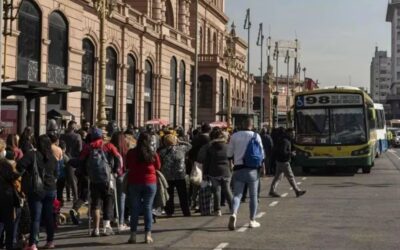 Paro de colectivos hoy en el AMBA: líneas que no funcionan, duración de la medida y estado del tránsito