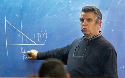 La Cámara ordena la indagatoria de Mario Firmenich por el atentado contra un comedor de la Policía durante la última dictadura