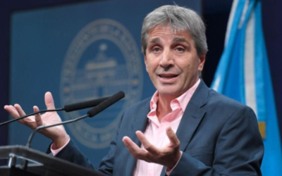 Caputo anuncia cambios en Economía: cierre de áreas y creación de nuevas secretarías