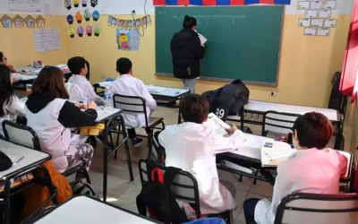 El Gobierno aumentó el salario mínimo docente a $500 mil