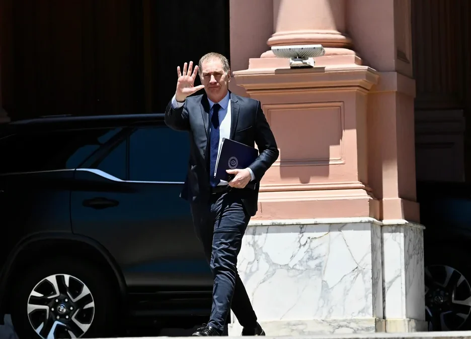 Santilli visita Corrientes y se prepara para recibir a Jorge Macri y al peronista Ziliotto