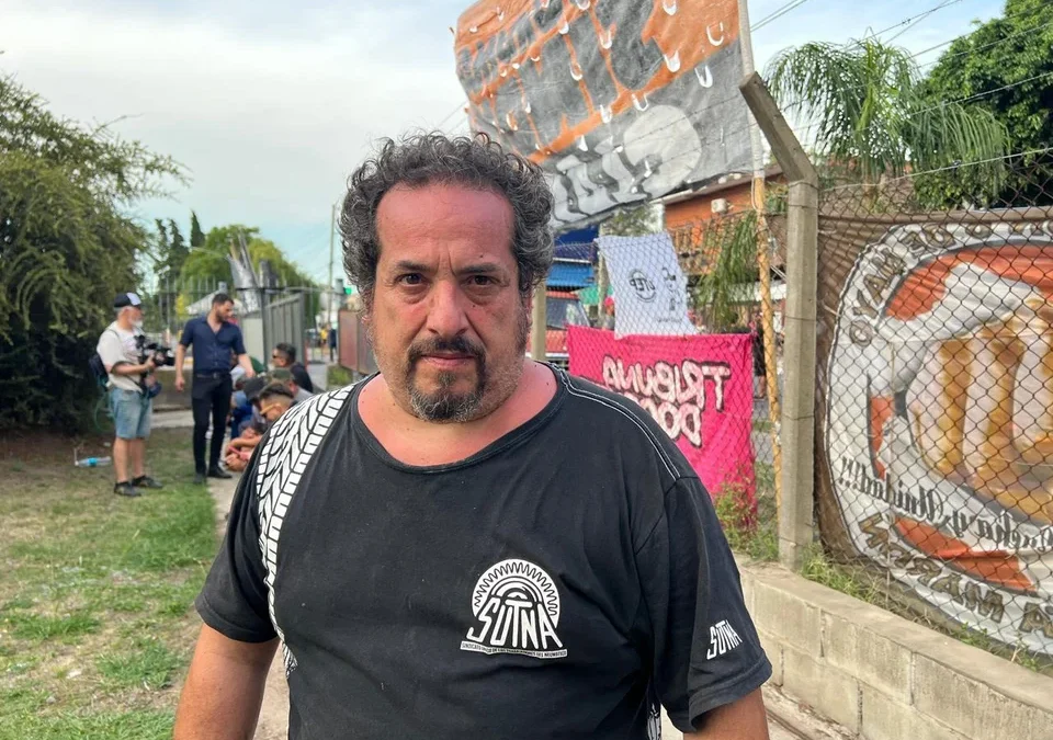 La crisis de Fate es por la «importación indiscriminada», afirman desde el sindicato