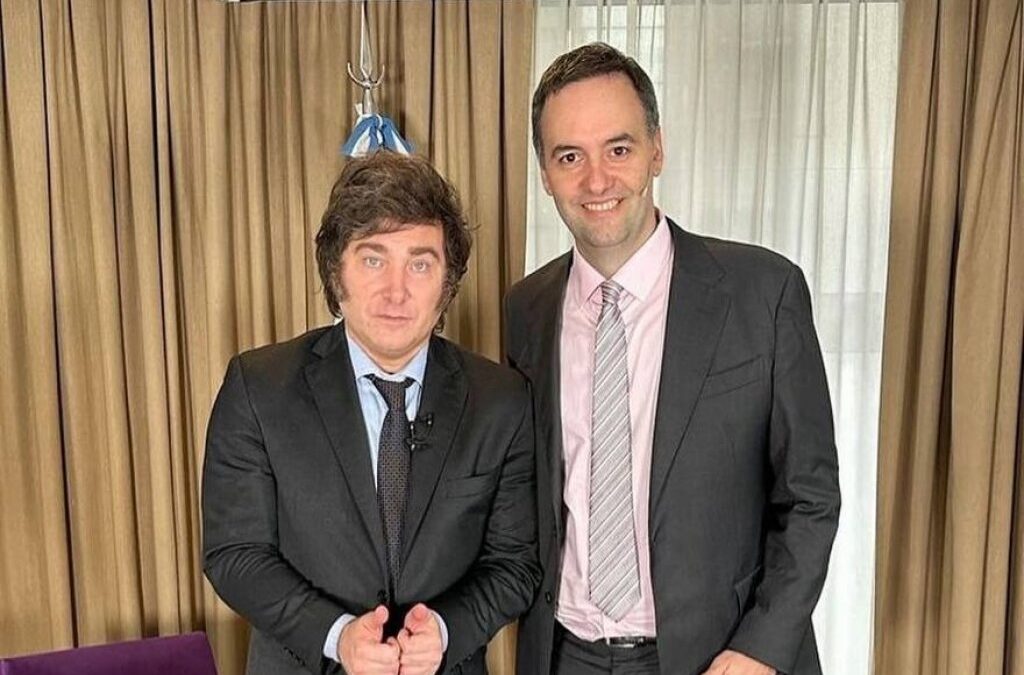 Milei se reúne con Adorni en Olivos, luego de la suspensión de la conferencia de prensa