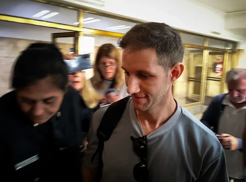 Caso Adorni: declaró Leandro Miano, el hijastro de una de las jubiladas prestamistas