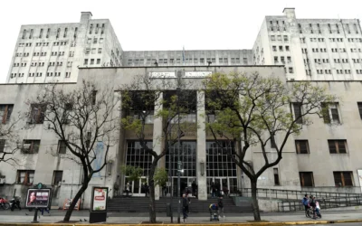 Directores médicos de hospitales de la UBA advierten que sin fondos no podrán garantizar la continuidad de la atención